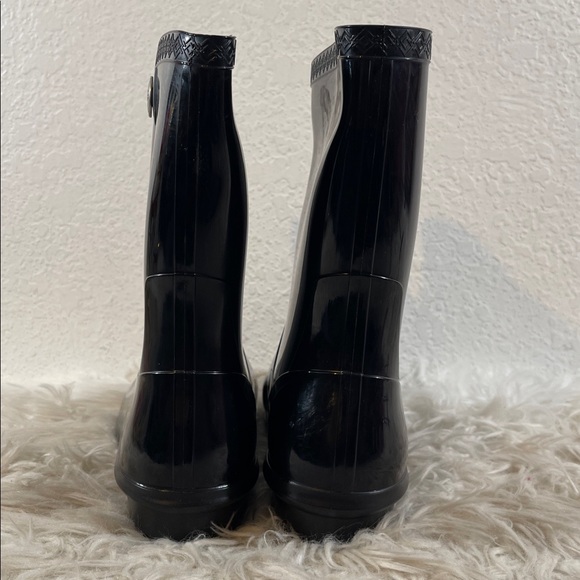 UGG Sienna Rain Boot Black High-Gloss Finish Real Fur From Sheep Size 12 NEW - Picture 6 of 16